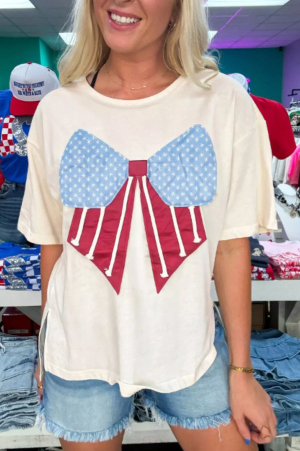 Loose Knit Vintage Flag Bow Patched T Shirt
